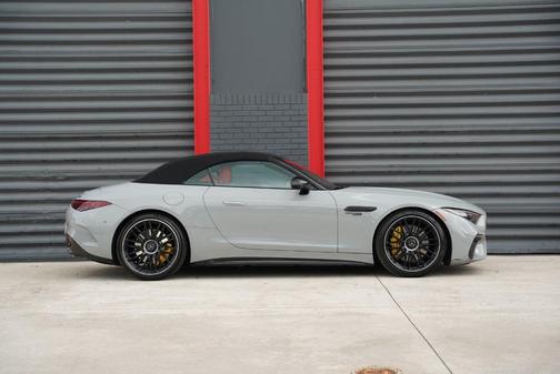 2022 Mercedes-Benz AMG SL 55 Base