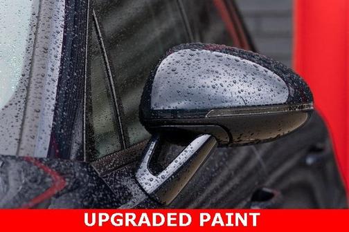 2022 Porsche Macan Base