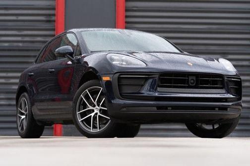 2022 Porsche Macan Base