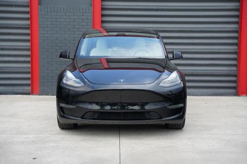 Black 2023 Tesla Model Y Long Range