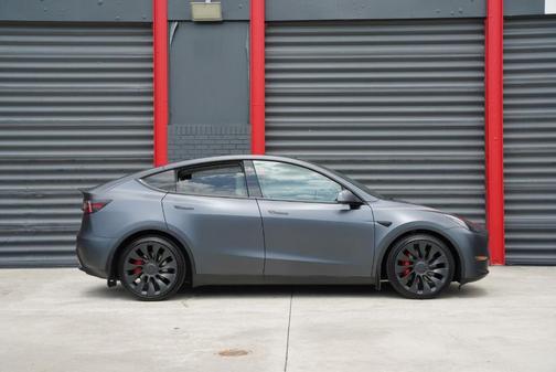 Gray 2022 Tesla Model Y Performance