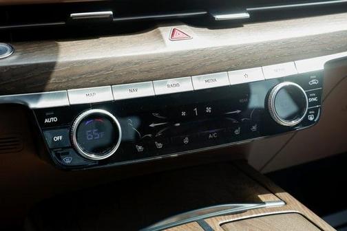 2022 Genesis G80 2.5T
