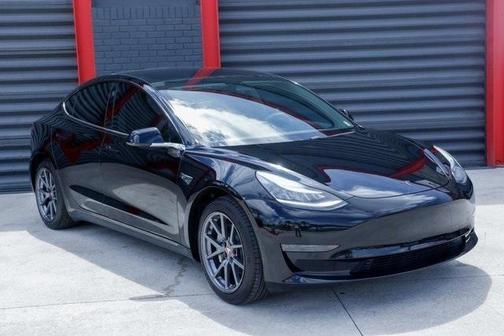 2020 Tesla Model 3 Standard Range Plus