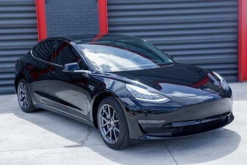 2020 Tesla Model 3 Standard Range Plus