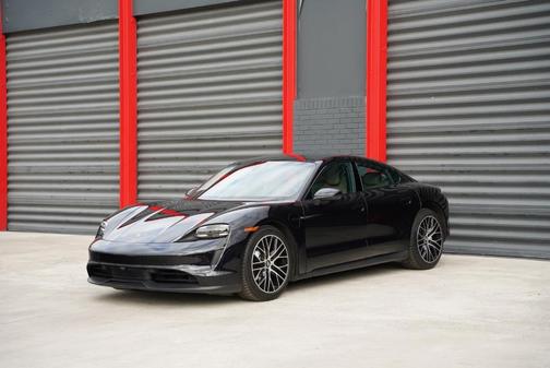 2022 Porsche Taycan Base