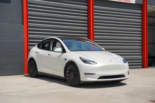 White 2022 Tesla Model Y Performance