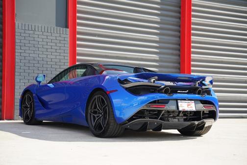 2022 McLaren 720S Luxury