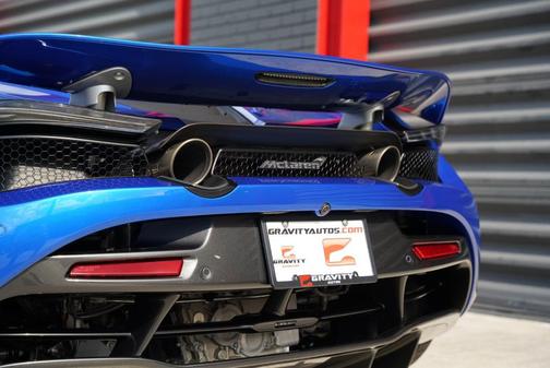 2022 McLaren 720S Luxury