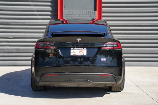 2022 Tesla Model X Plaid