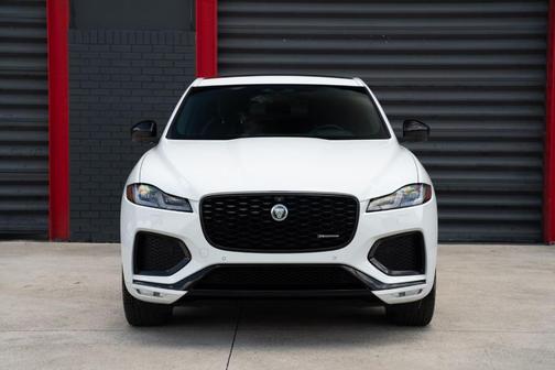 Fuji White 2025 Jaguar F-PACE P250 R-Dynamic S