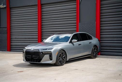 2023 BMW 760 760i xDrive