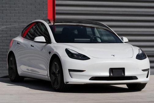 2021 Tesla Model 3 Standard Range Plus