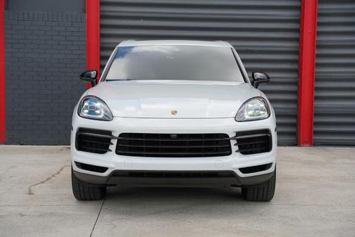 White 2021 Porsche Cayenne S