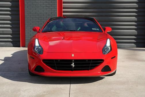 2016 Ferrari California T