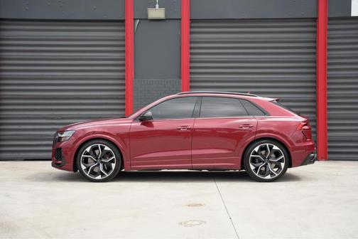 2022 Audi RS Q8 4.0T quattro