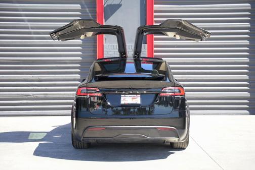 2024 Tesla Model X Base