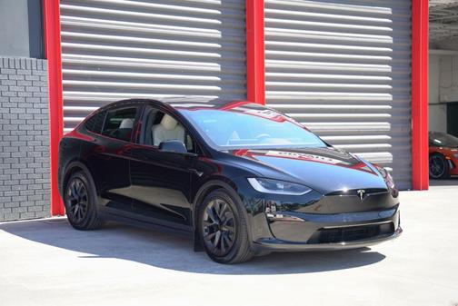 2024 Tesla Model X Base