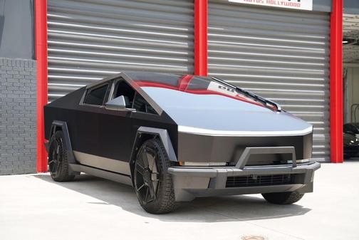 Black 2024 Tesla Cybertruck Base