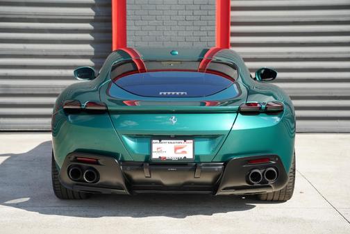 2023 Ferrari Roma Base