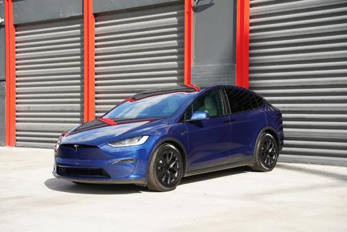 2023 Tesla Model X Base