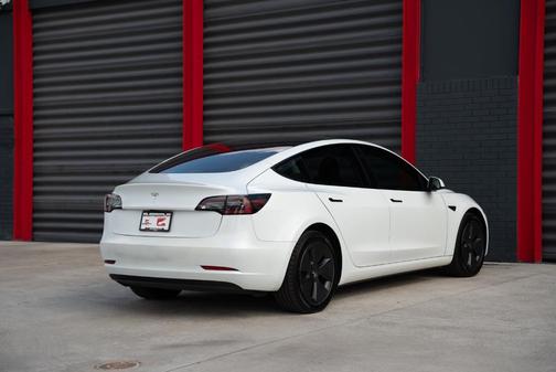 2022 Tesla Model 3 Base