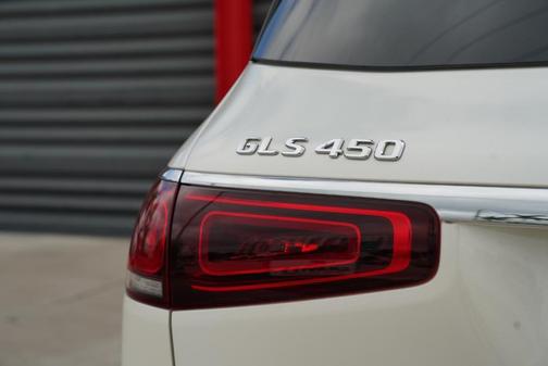 2023 Mercedes-Benz GLS 450 4MATIC