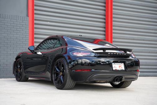 2018 Porsche 718 Cayman Base