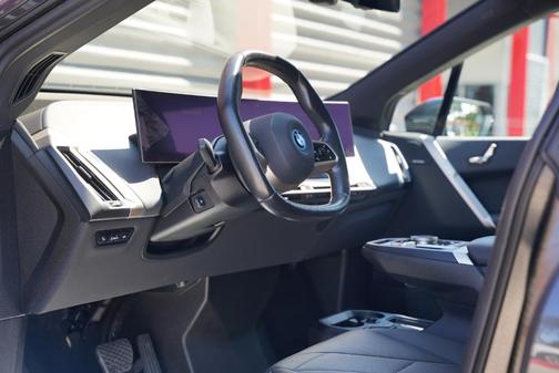 2023 BMW iX xDrive50