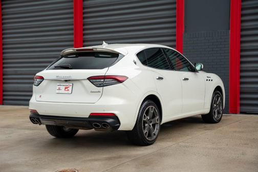 2023 Maserati Levante Modena