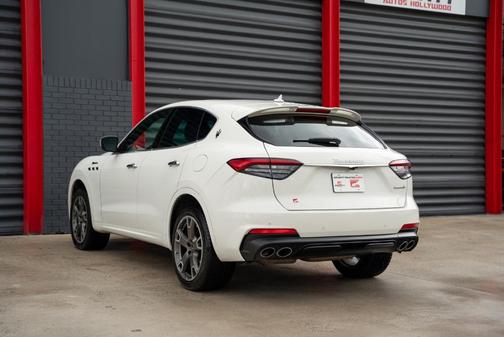 2023 Maserati Levante Modena