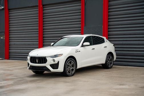 2023 Maserati Levante Modena