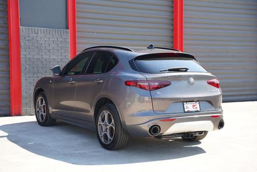 2022 Alfa Romeo Stelvio Ti