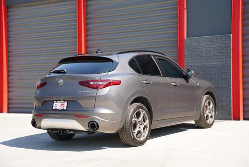 2022 Alfa Romeo Stelvio Ti