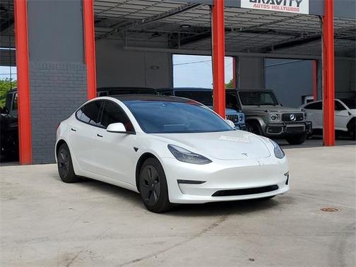 2023 Tesla Model 3 Base