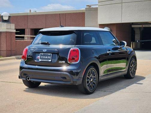 2024 MINI Hardtop Cooper