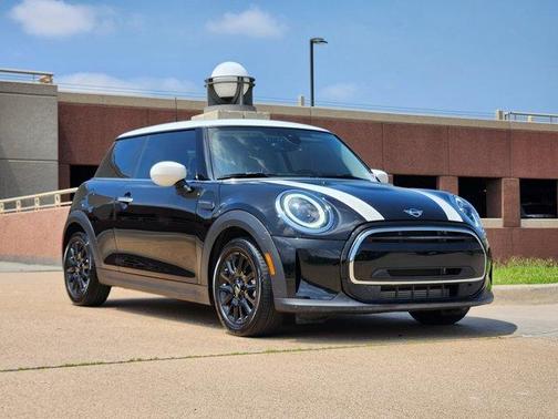 2024 MINI Hardtop Cooper