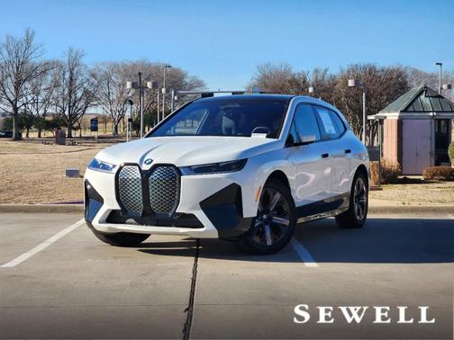2025 BMW iX xDrive50