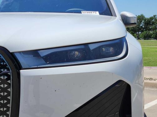 2025 BMW iX xDrive50