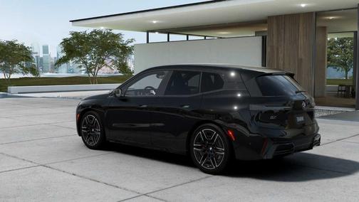 2026 BMW iX M70