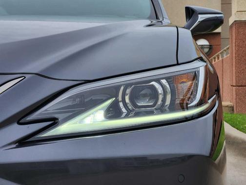 2022 Lexus ES 350 F Sport