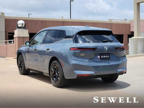 2026 BMW iX xDrive45