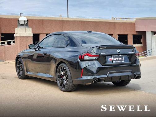 2025 BMW M240 i xDrive