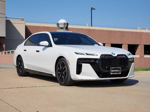 2024 BMW 740 i xDrive