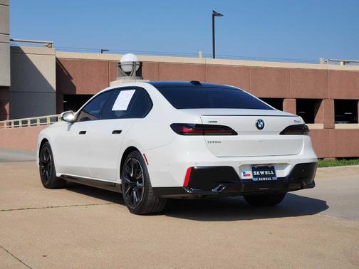 2024 BMW 740 i xDrive