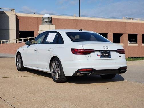 2025 Audi A4 45 S line quattro Premium