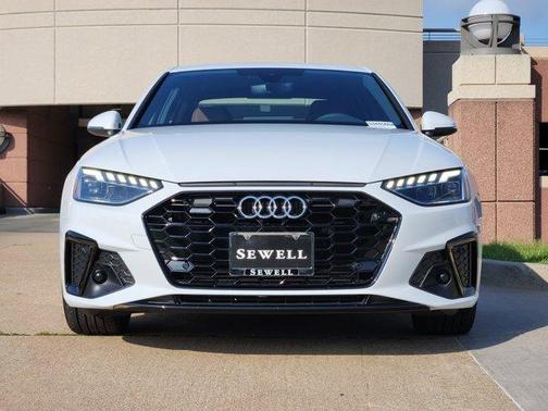 2025 Audi A4 45 S line quattro Premium