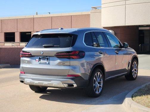 2025 BMW X5 xDrive40i
