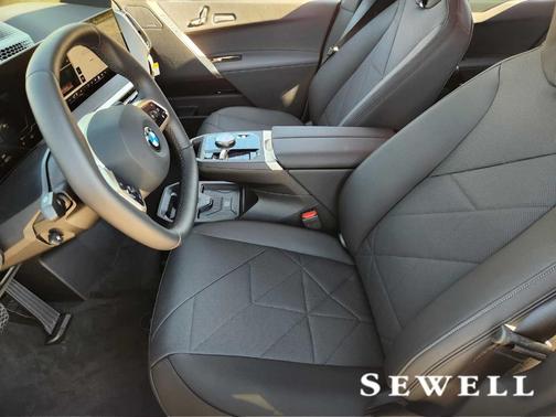 2026 BMW iX xDrive60