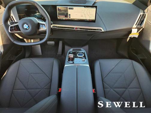 2026 BMW iX xDrive60