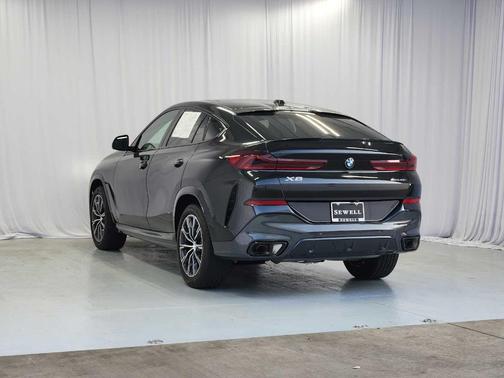 2024 BMW X6 xDrive40i